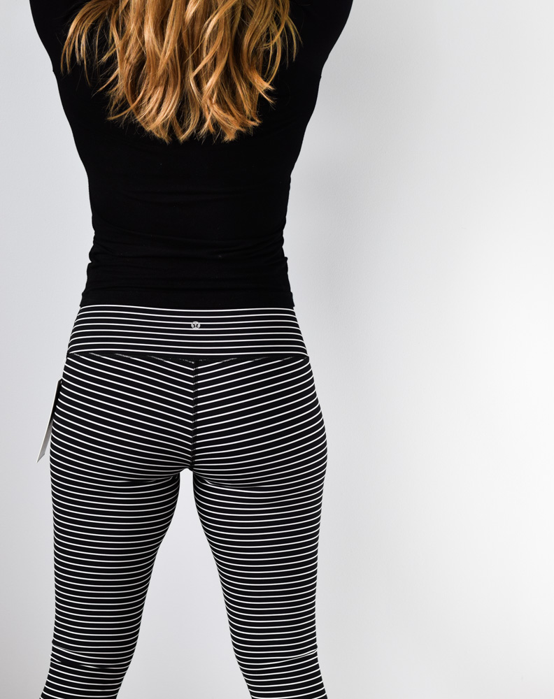 Lululemon wunder under Parallel Stripe striped leggings size 6 black white